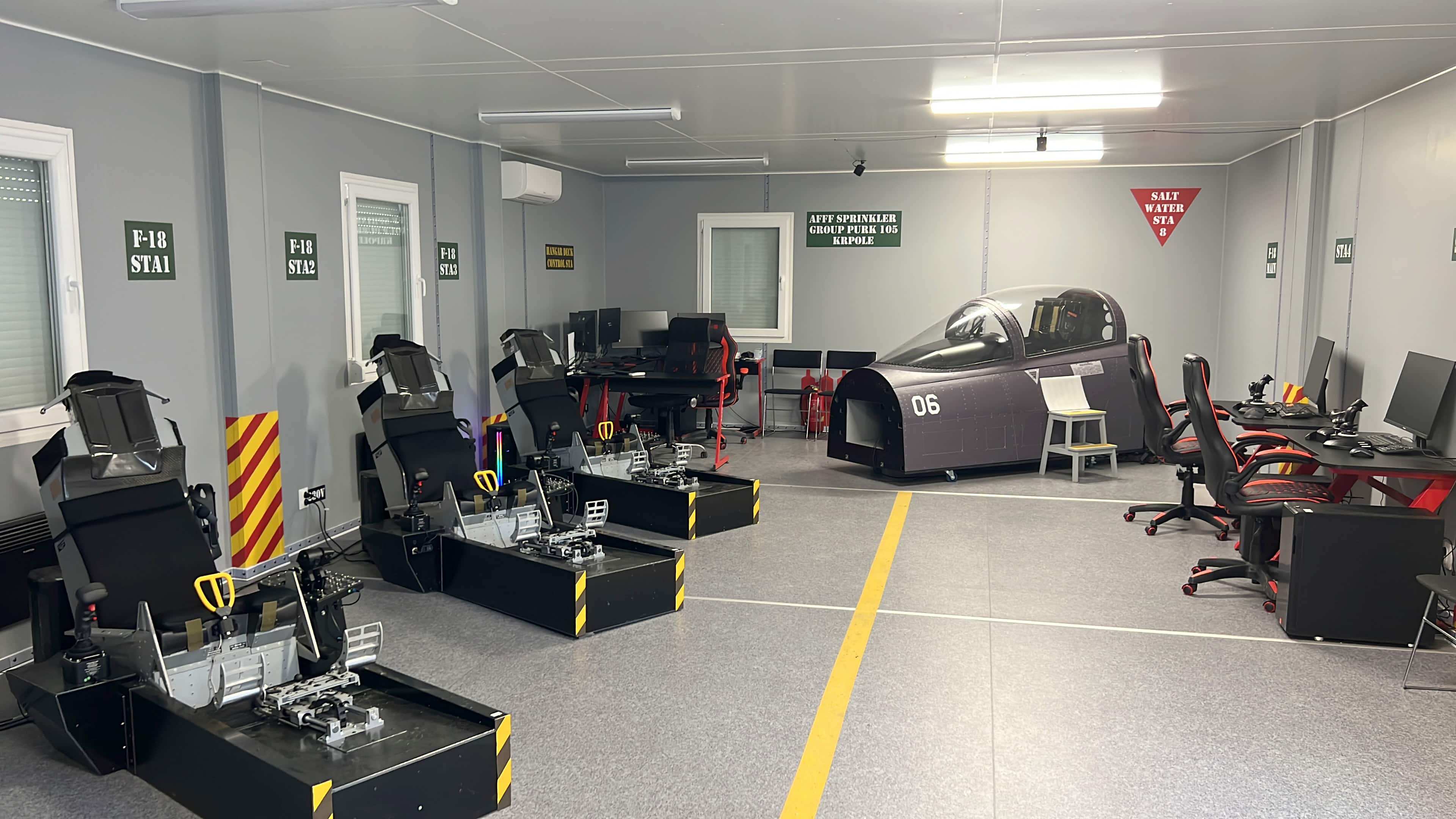 Dogfight Boss simulation training room