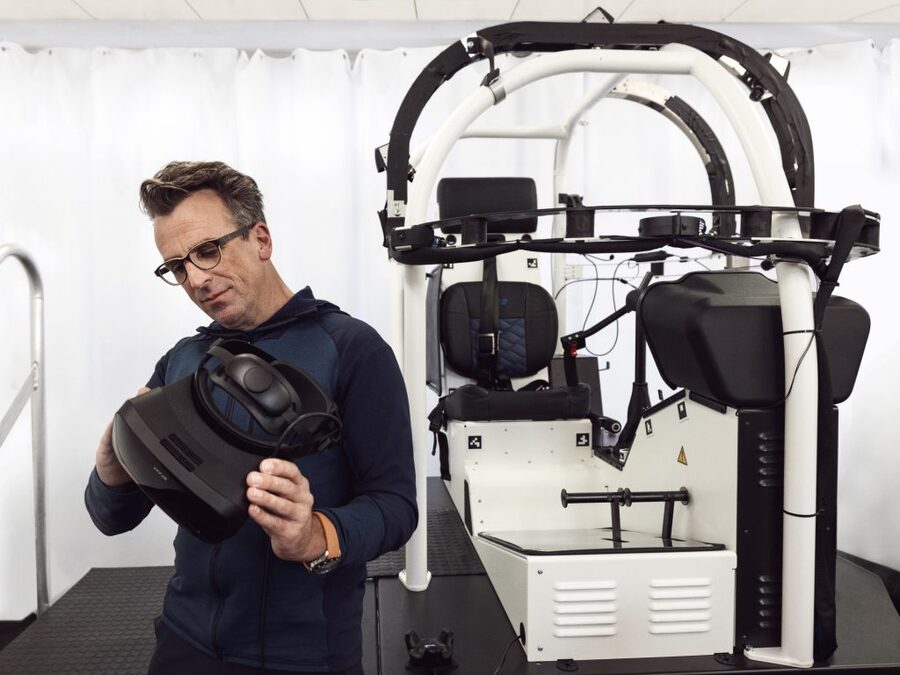 VR with Glasses: A Guide for Eyeglass Wearers
