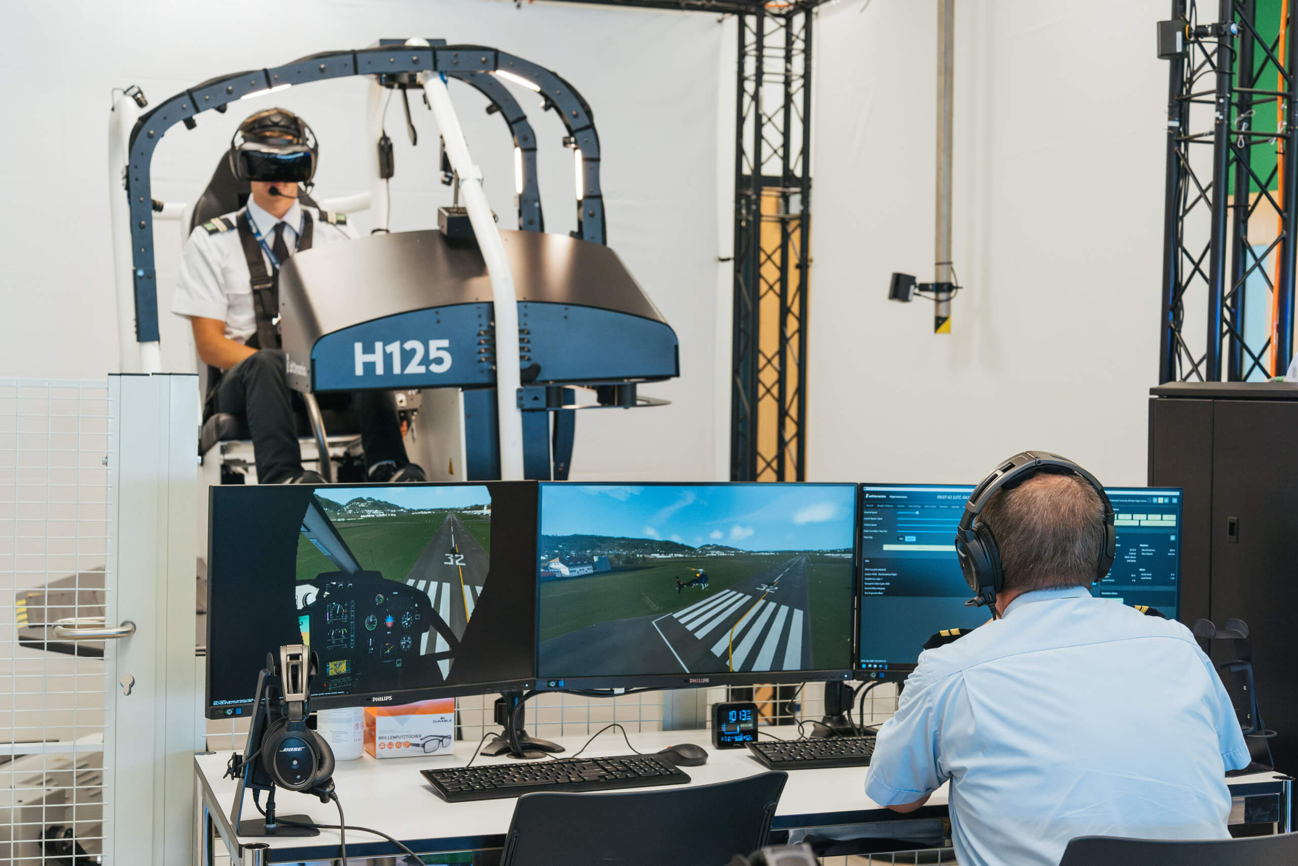 Varjo XR-4 for certified flight training